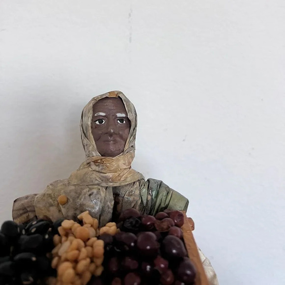 Paper Mache Old Woman Carrying Beans in a Basket Crate Folk Art Figure size 12” - Picture 7 of 8